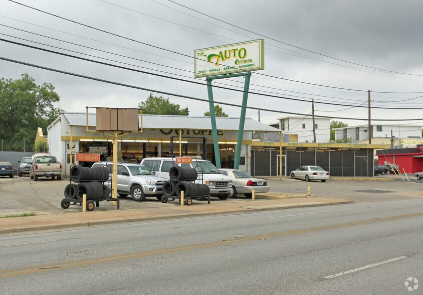 5201-Burnet-Rd-Austin-TX-Primary-Photo-1-Large